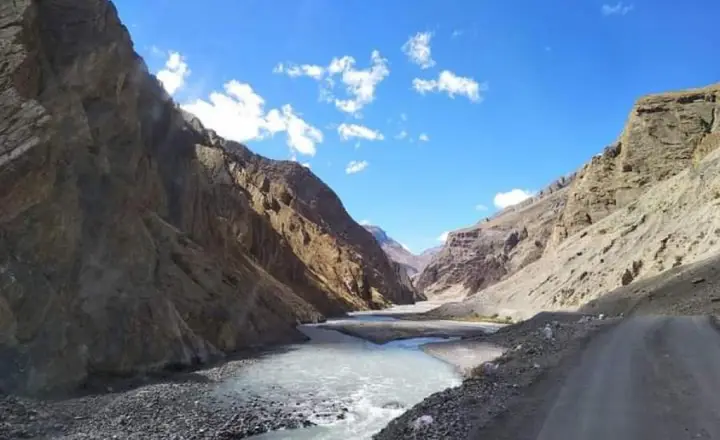 Why do tourists love to visit Kinnaur Spiti?