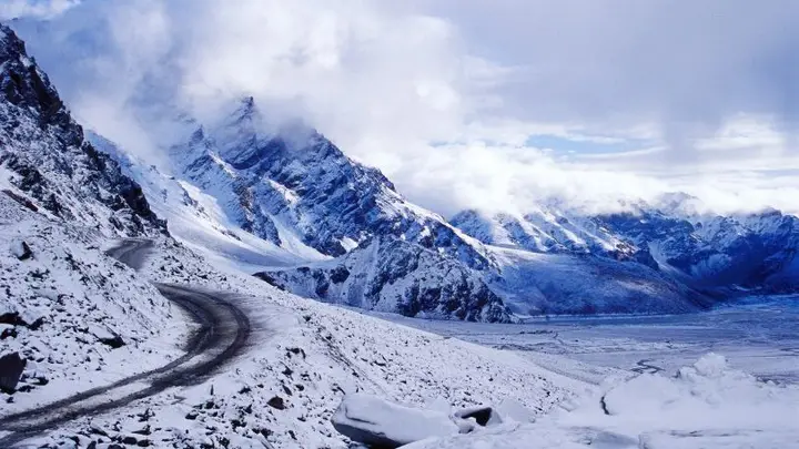 Exotic Shimla Manali Holiday Package from Delhi