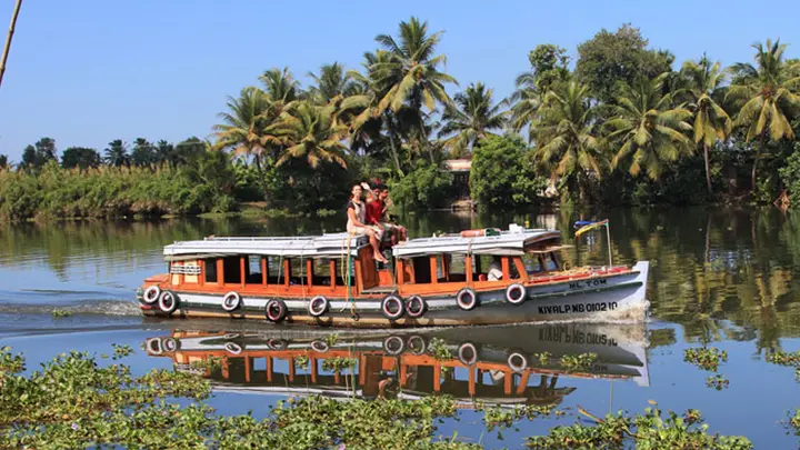 Alleppey-Munnar Kerala Weekend Tour